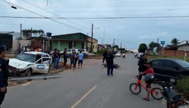 acidente tres carros ji-parana