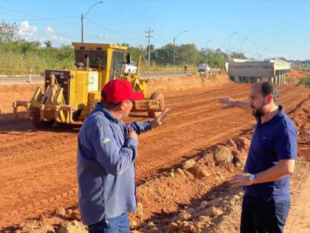 Laerte Gomes fiscaliza obras na ponte sobre o Rio Urupá em Ji Paraná