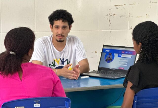 Serviços essenciais do Rondônia Cidadã serão levados neste sábado,3, para os moradores de Candeias do Jamari Serviços essenciais do Rondônia Cidadã serão levados neste sábado,3, para os moradores de Candeias do Jamari