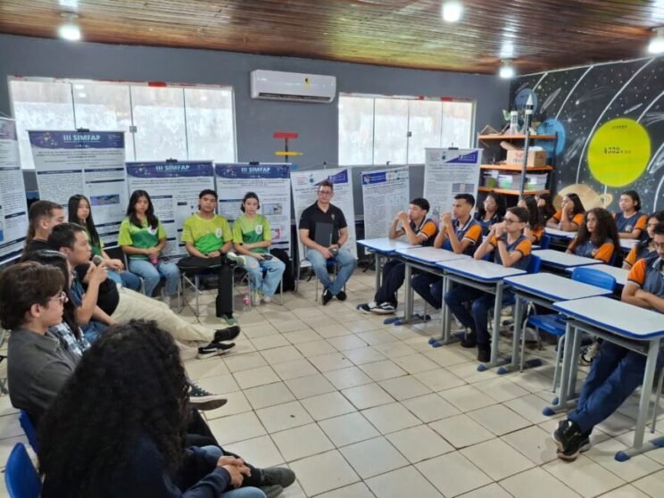 Feira de Ciência, Tecnologia e Inovação fortalece o ensino e a pesquisa em escola de Porto Velho Feira de Ciência, Tecnologia e Inovação fortalece o ensino e a pesquisa em escola de Porto Velho