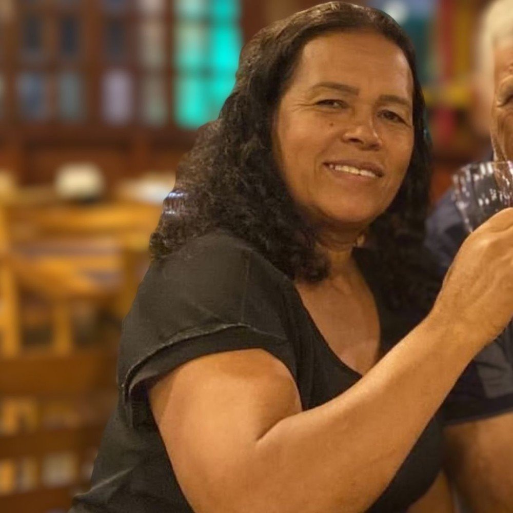 noticias-empreendedorismo-post-feed-para-instagram-azul-e-vermelho-1-