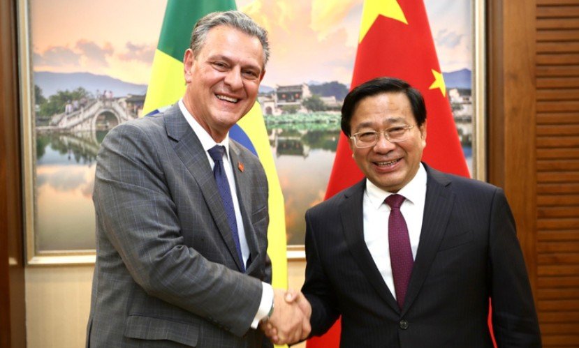 Taxação chinesa sobre carne bovina não é vista com grande preocupação pelo ministro Taxação chinesa sobre carne bovina não é vista com grande preocupação pelo ministro