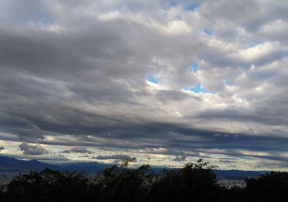 Chuva no Réveillon? Confira a previsão para Rondônia Chuva no Réveillon? Confira a previsão para Rondônia