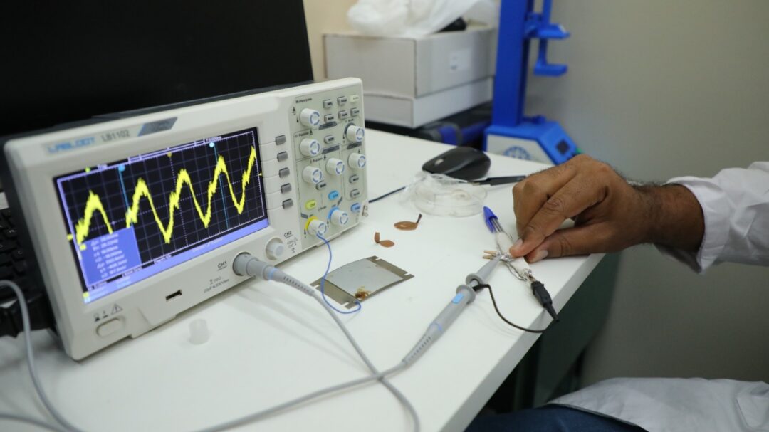 Pesquisador da Ufam desenvolve microgeradores para alimentar sistema de sensoriamento remoto na Amazônia