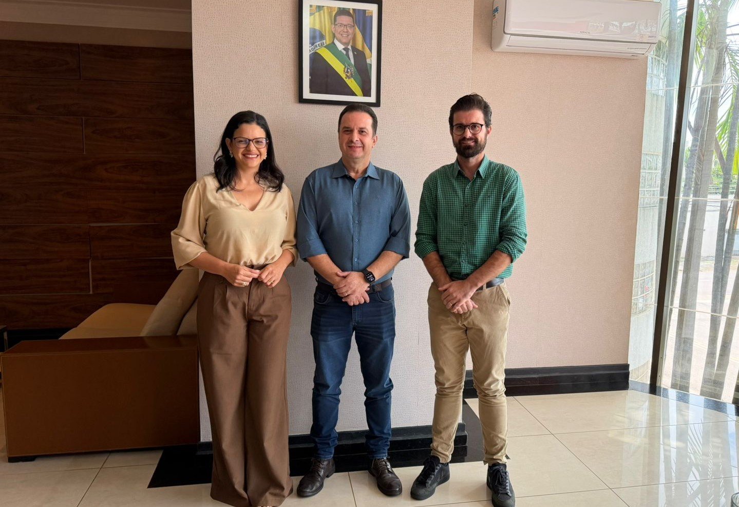 deputado-dr-luis-do-hospital-garante-coleta-de-sangue-para-jaru-e-tarilandia deputado-dr-luis-do-hospital-garante-coleta-de-sangue-para-jaru-e-tarilandia