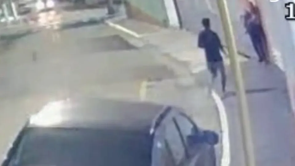 video-ex-mata-mulher-a-facadas-na-rua-apos-ela-acusa-lo-de-agressao