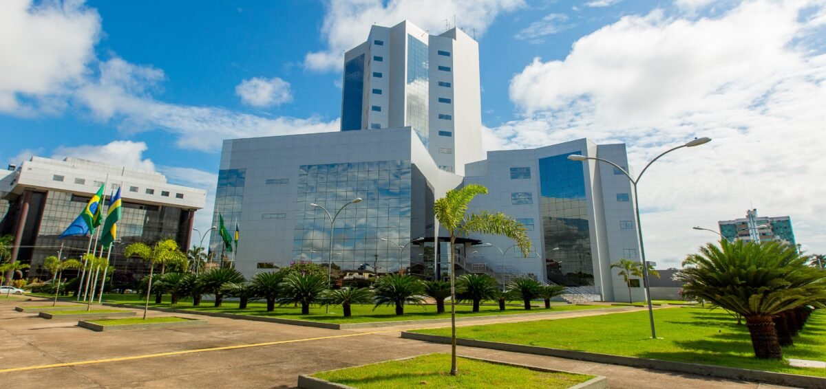 nao-e-perdao-de-dividas-entenda-o-projeto-de-transacao-tributaria-aprovado-pela-alero