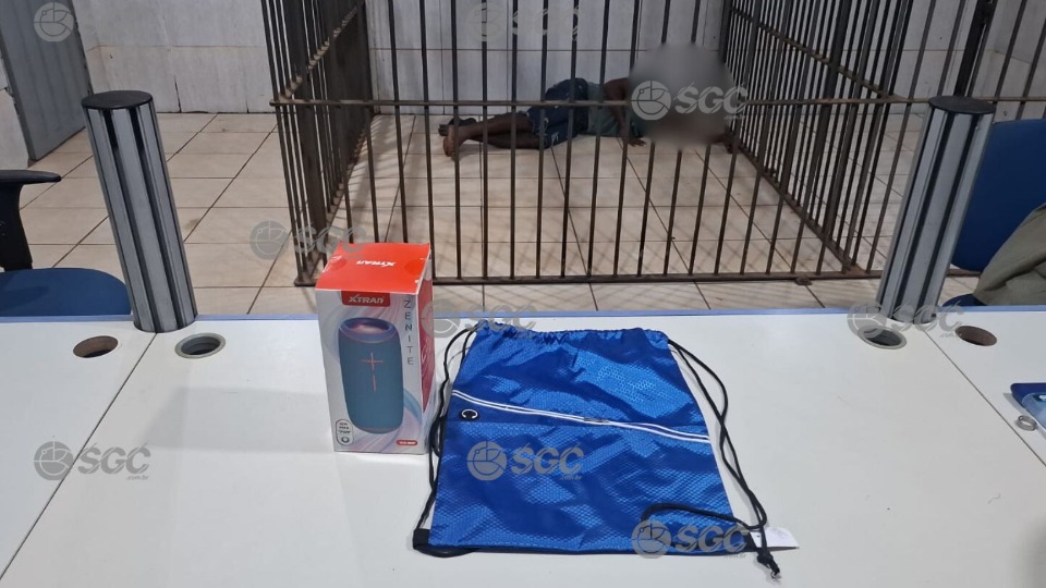 video-homem-e-detido-apos-tentar-furtar-caixa-de-som-em-loja-no-centro-de-porto-velho