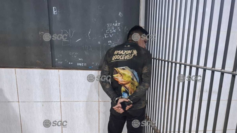 video-pm-recupera-veiculo-roubado-e-prende-suspeito-armado-apos-perseguicao-na-zona-leste-de-porto-velho