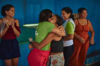 Mulheres na Amazônia: projetos em Manaus geram renda e autonomia