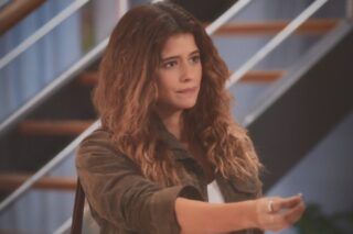 Agrado devolve anel e detona Naiane em ‘Coração Acelerado’