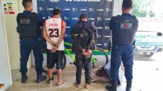 Policiais prendem dois suspeitos em briga