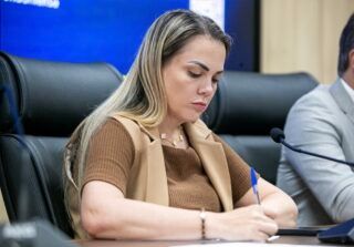 Cláudia de Jesus destina R$ 250 mil para hospital de Governador Jorge Teixeira