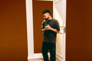 Dilsinho lança ‘Inverteu’ e embala a terapia musical