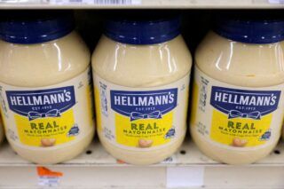 Unilever, dona da Hellmann’s, negocia venda de divisão de alimentos