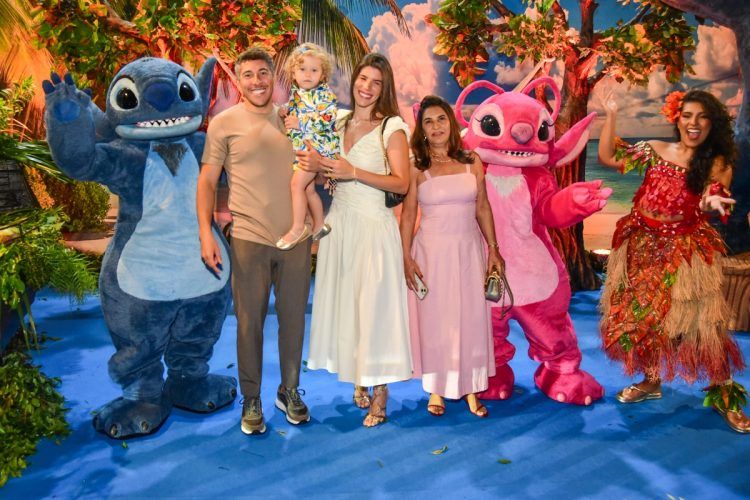 Familiares de Simone Mendes