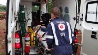 Grávida atingida por moto em acidente