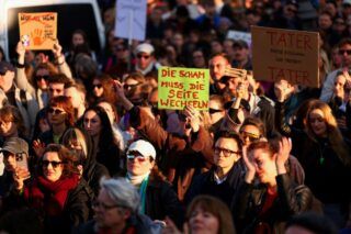 Atores protestam na Alemanha contra ‘deepfake’ e apoiam vítima