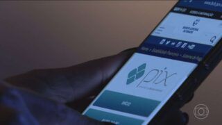 PIX instável? Usuários de bancos relatam problemas