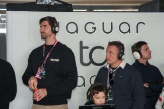 Mais do que fã: goleiro do Real Madrid é dono de equipe de automobilismo