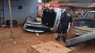 Mulher fica ferida após grave acidente em Porto Velho