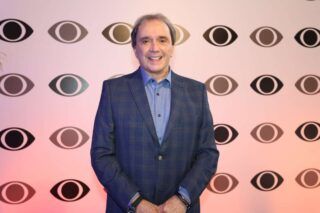 Reginaldo Leme apresenta credencial vitalícia da F1: “São mais de 50 anos”