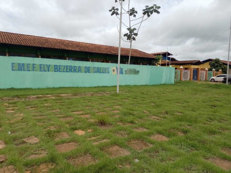 Mais de 60kg de carne são furtados de escola municipal em Porto Velho