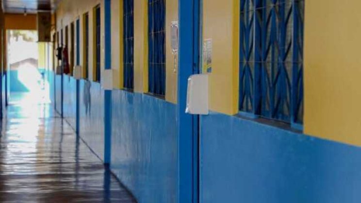 Três escolas de Porto Velho suspendem aulas presenciais após casos de Covid-19 entre alunos
