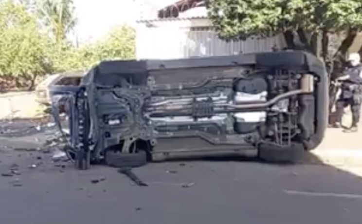 jeep acidente